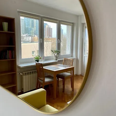 Apartment Centrum Zlota 81 *